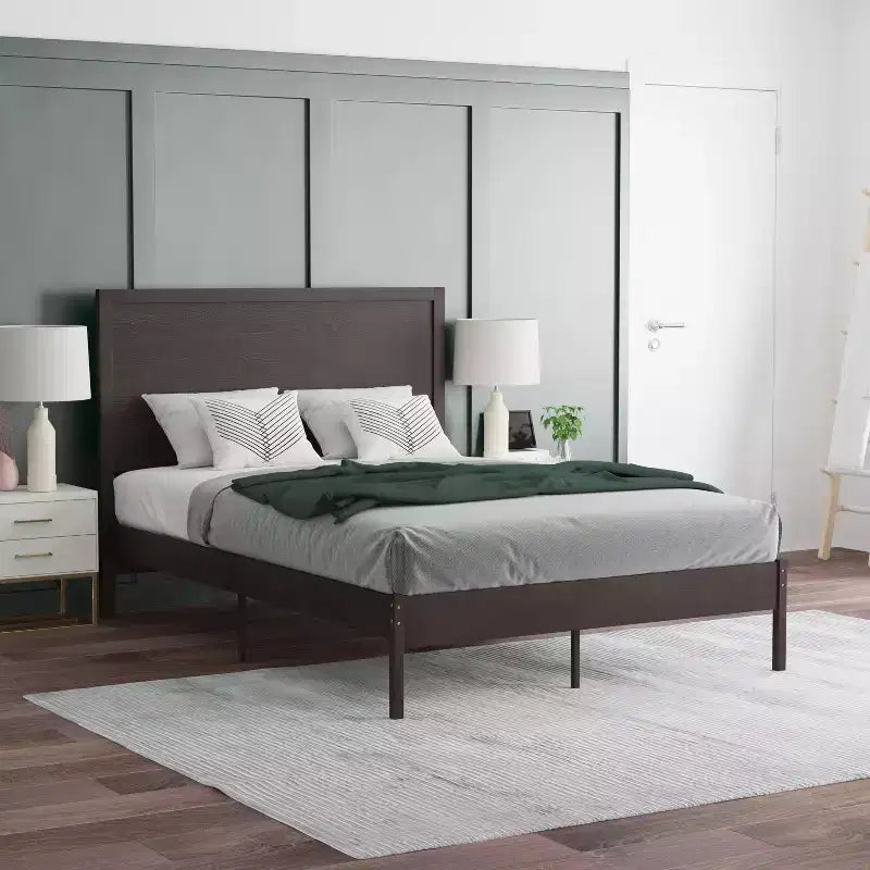 Emma and Oliver Classic Wooden Platform Bed with Headboard